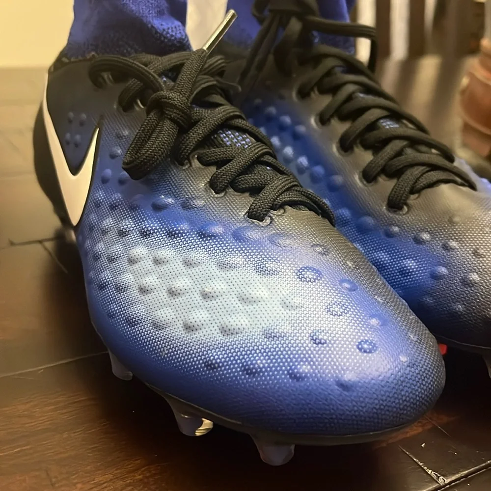 Nike JR Magista Obra II FG Soccer Cleats Shoes new 844410 015 Youth Boys 4.5